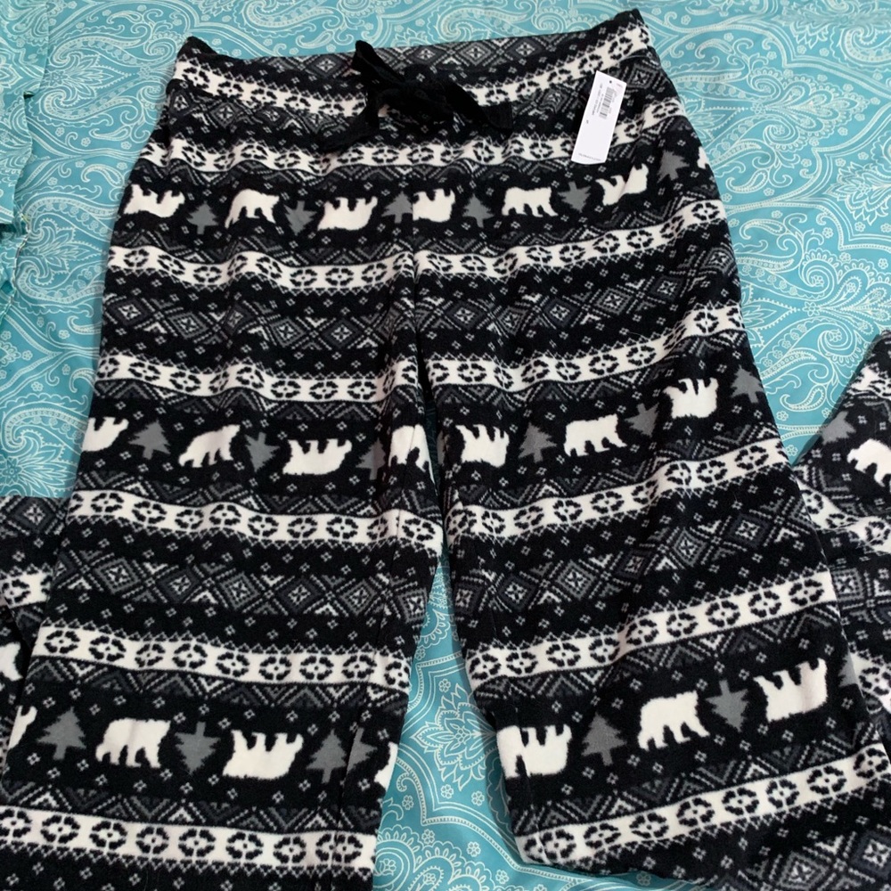 NWT Old Navy fleece pajama bottoms. Size small